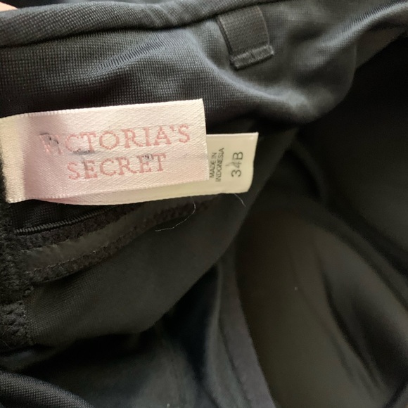 Victoria’s Secret Slimmer - Picture 3 of 3